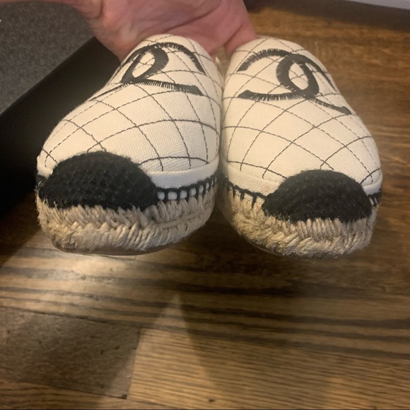 Gorgeous 🖤Chanel espadrilles 40 - Picture 5 of 12